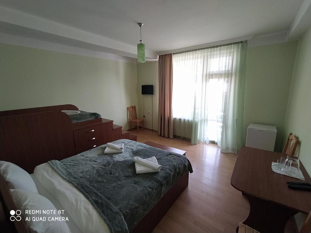 Gogichas Tower Hotel Borjomi Eksteriør billede
