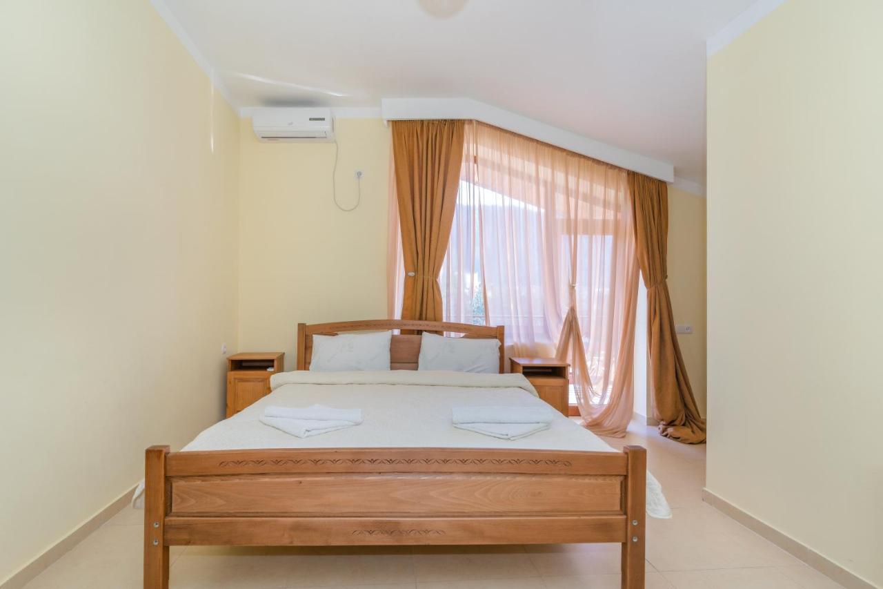 Gogichas Tower Hotel Borjomi Eksteriør billede