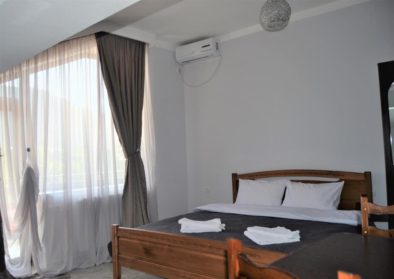 Gogichas Tower Hotel Borjomi Eksteriør billede